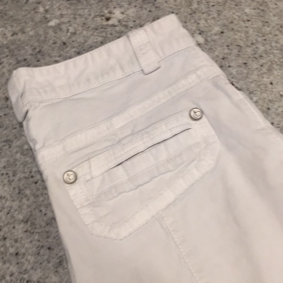 Cambio Chic Pocketed Ankle Pants in Soft White, Size 2 - Picture 3 of 6